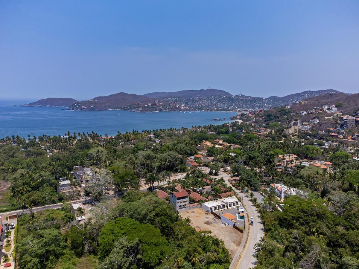Hotel Casa Victoria Zihuatanejo Exterior photo