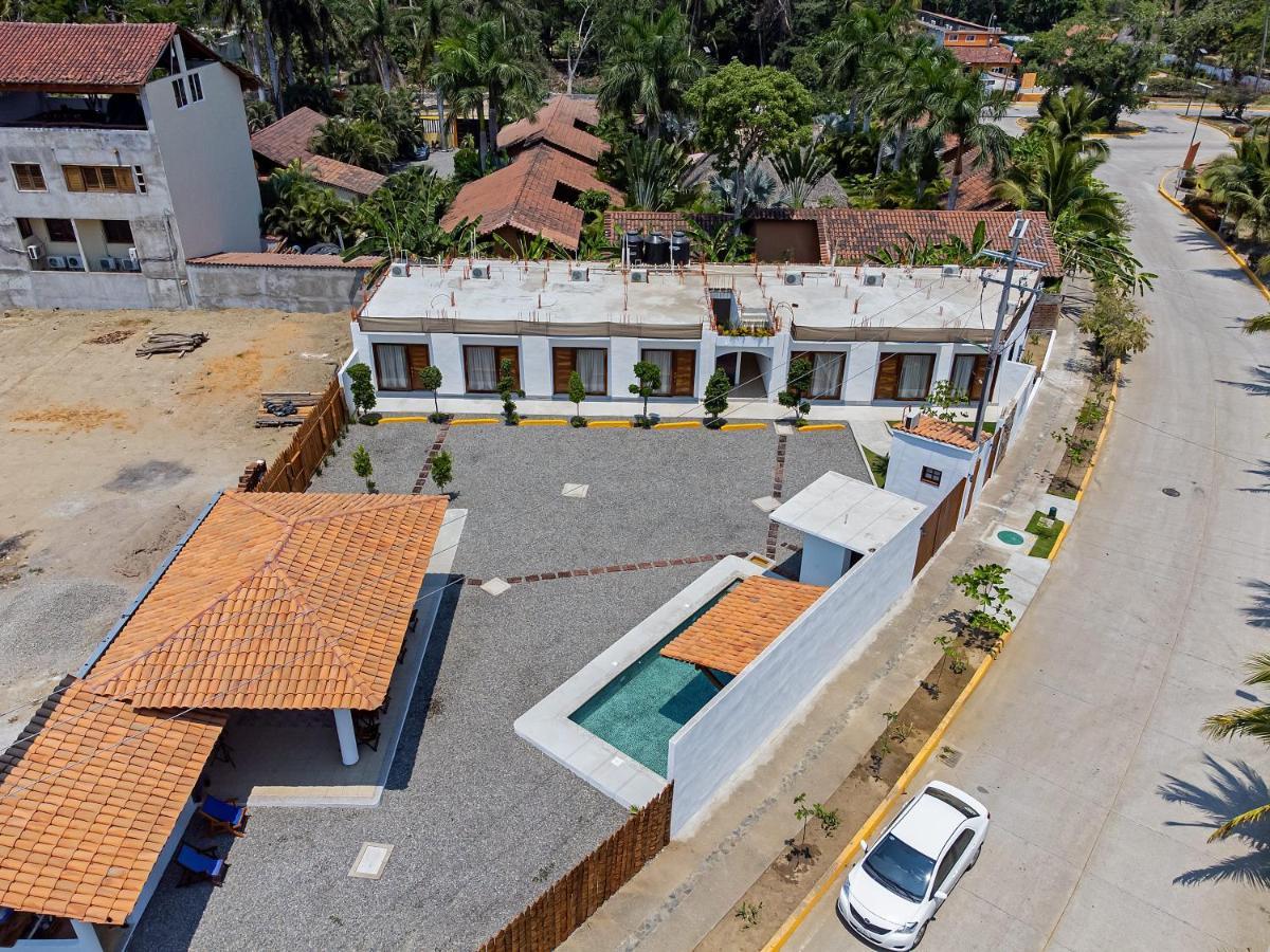 Hotel Casa Victoria Zihuatanejo Exterior photo